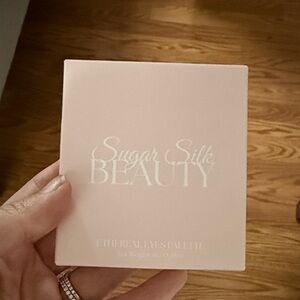 Ethereal Eyes Palette - Cream